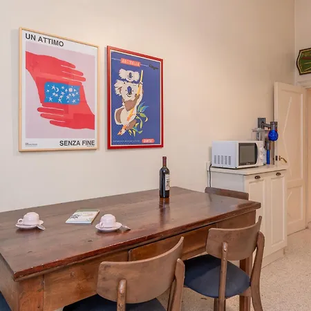 Lejlighed Three-room Flat With Balcony In Porta Romana